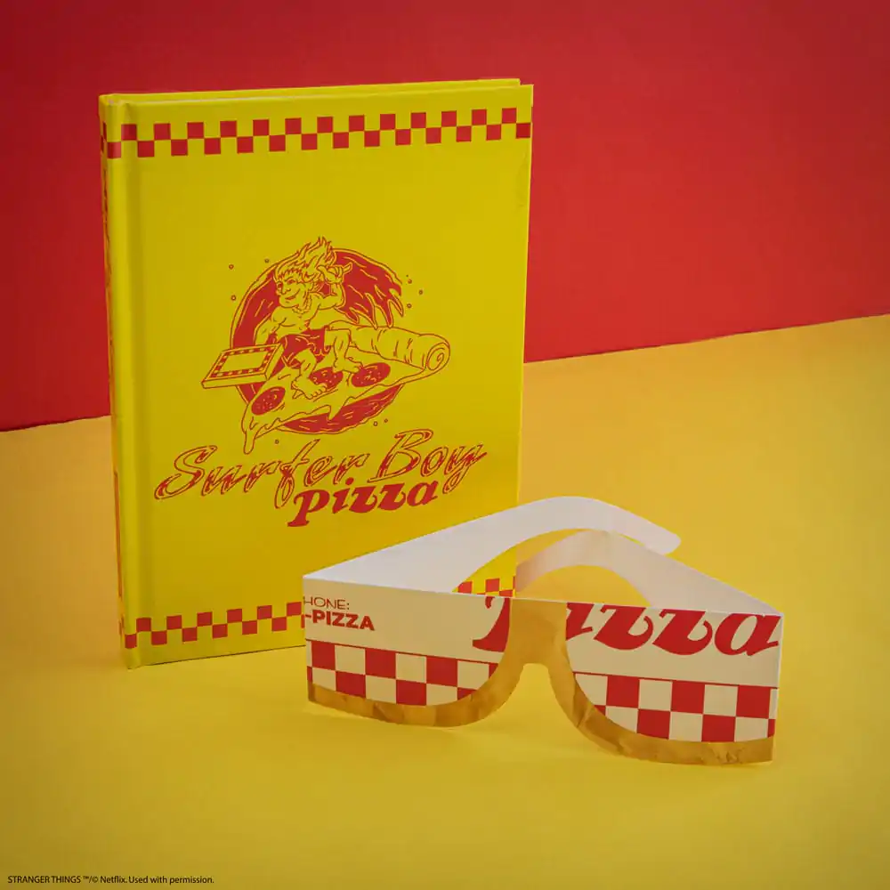 Stranger Things Zvezek Surfer Boy Pizza Trde platnice fotografija izdelka