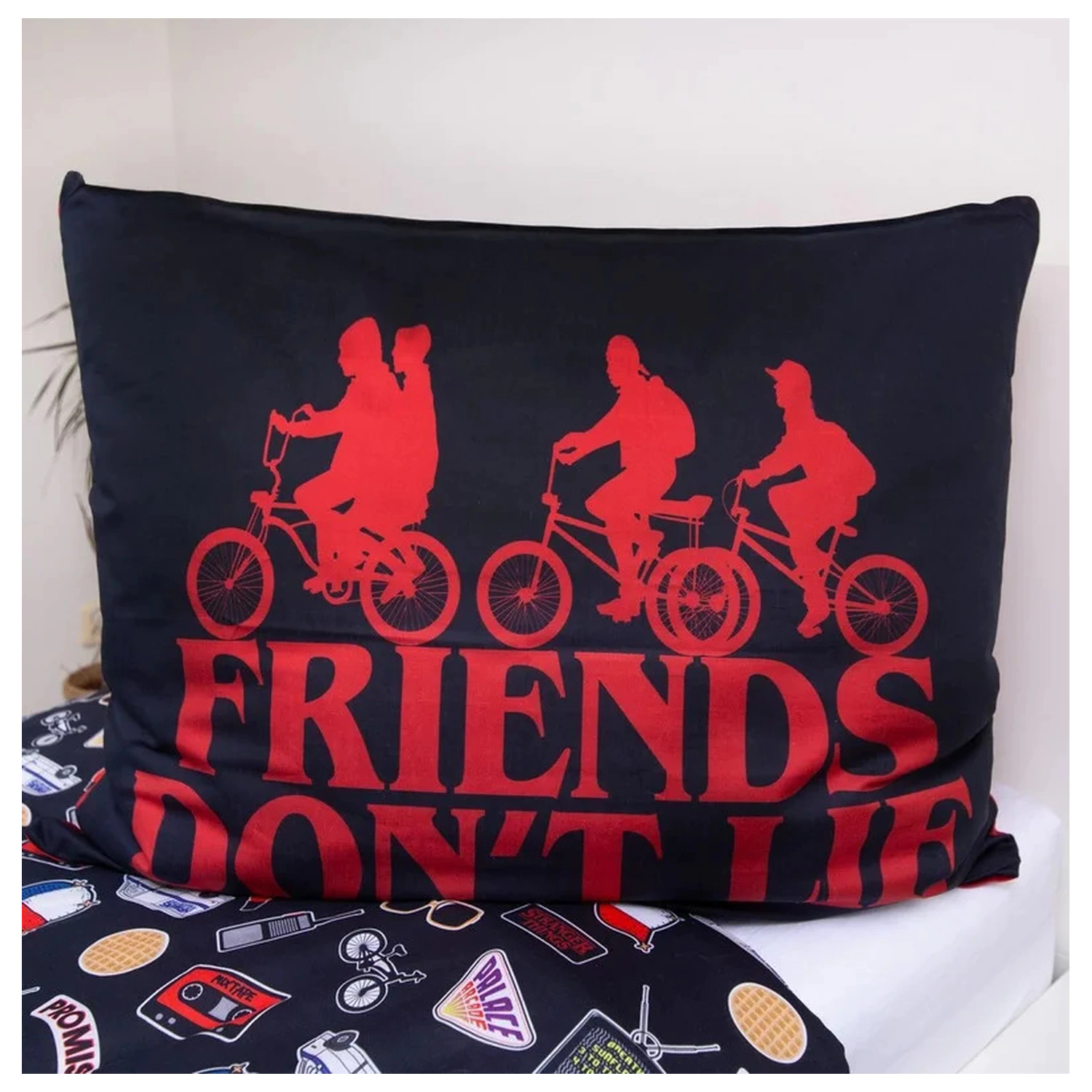 Stranger Things Upside Down Temna Prešita Odeja Prevleka fotografija izdelka