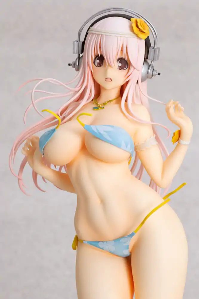 Super Sonico Kip 1/4.5 Super Sonico Summer Vacation Ver. 35 cm fotografija izdelka