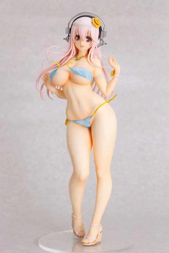 Super Sonico Kip 1/4.5 Super Sonico Summer Vacation Ver. 35 cm fotografija izdelka