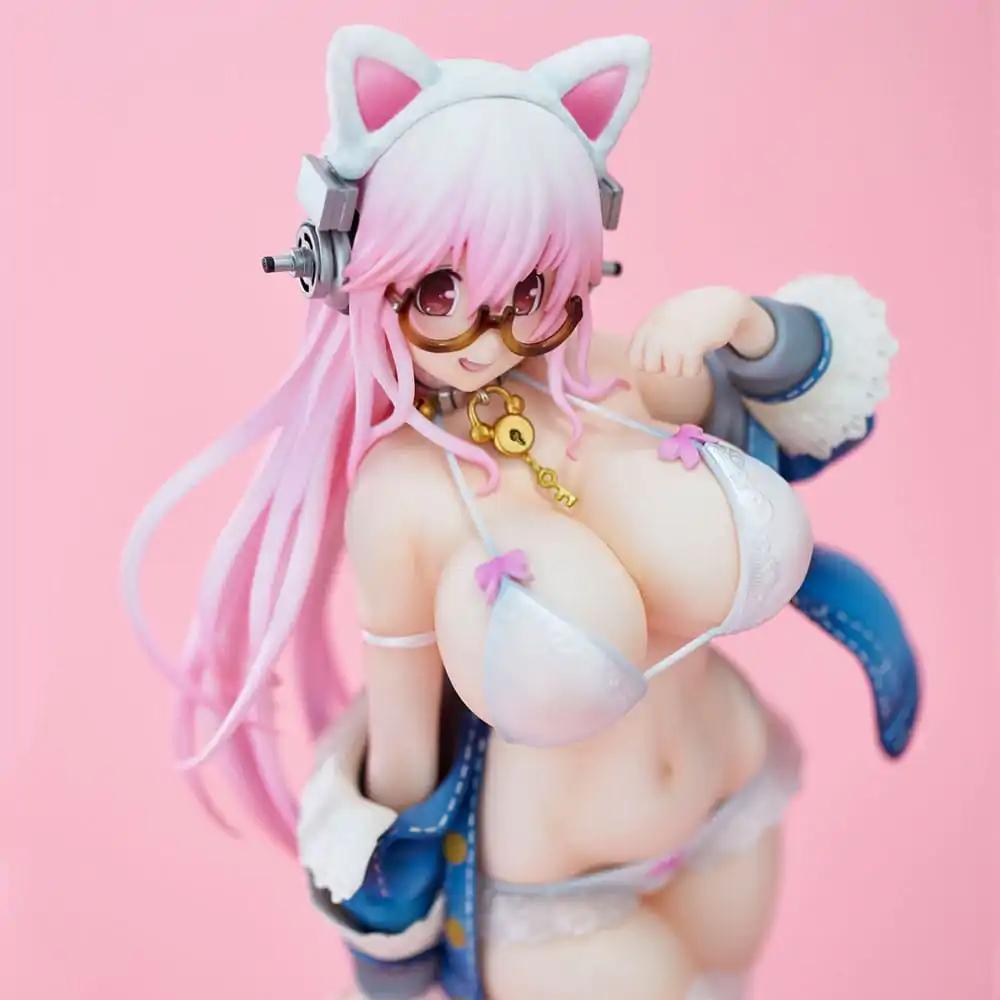 Super Sonico PVC kip Super Sonico White Cat Ver. 27 cm fotografija izdelka