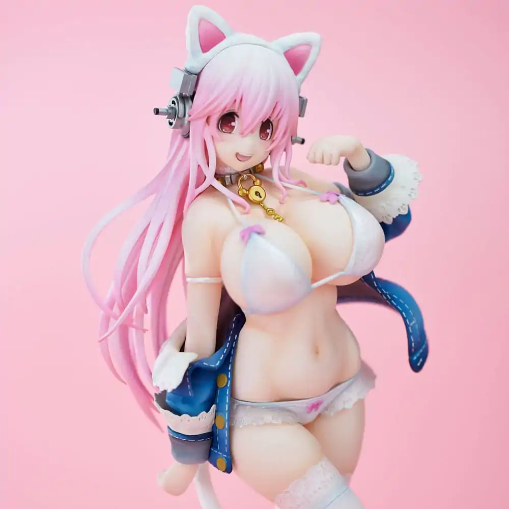 Super Sonico PVC kip Super Sonico White Cat Ver. 27 cm fotografija izdelka