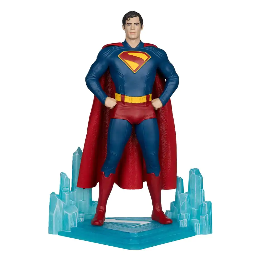 Superman (2025) DC Multiverse Mega akcijska figura Superman 28 cm fotografija izdelka