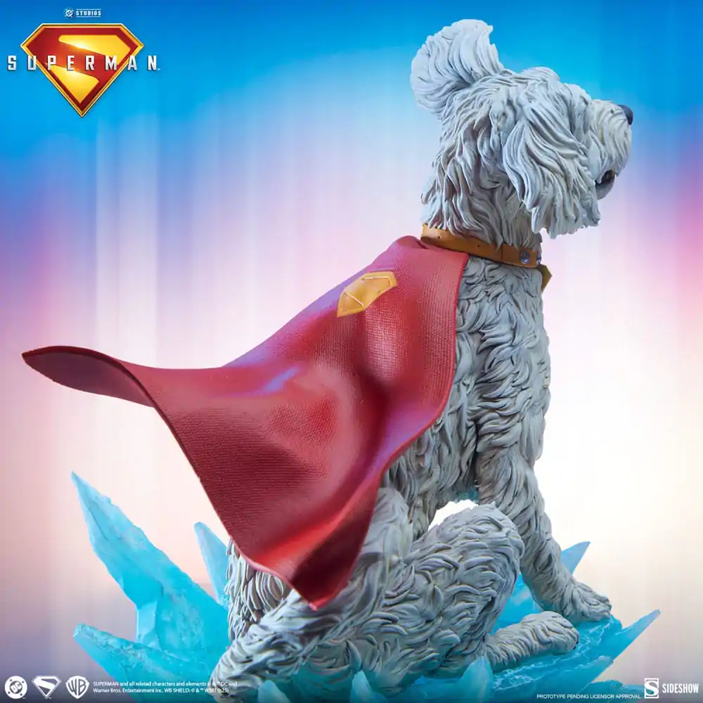 Superman (2025) Premium Format Kip Krypto 23 cm fotografija izdelka