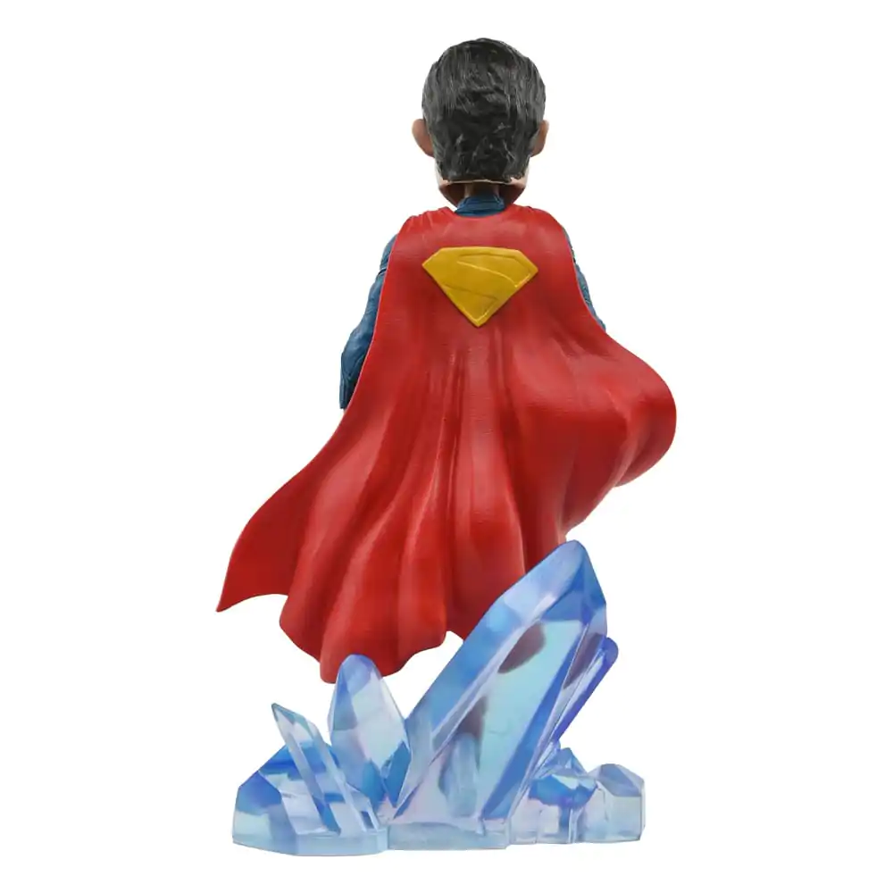 Superman (2025) Head Knocker Superman 21 cm fotografija izdelka