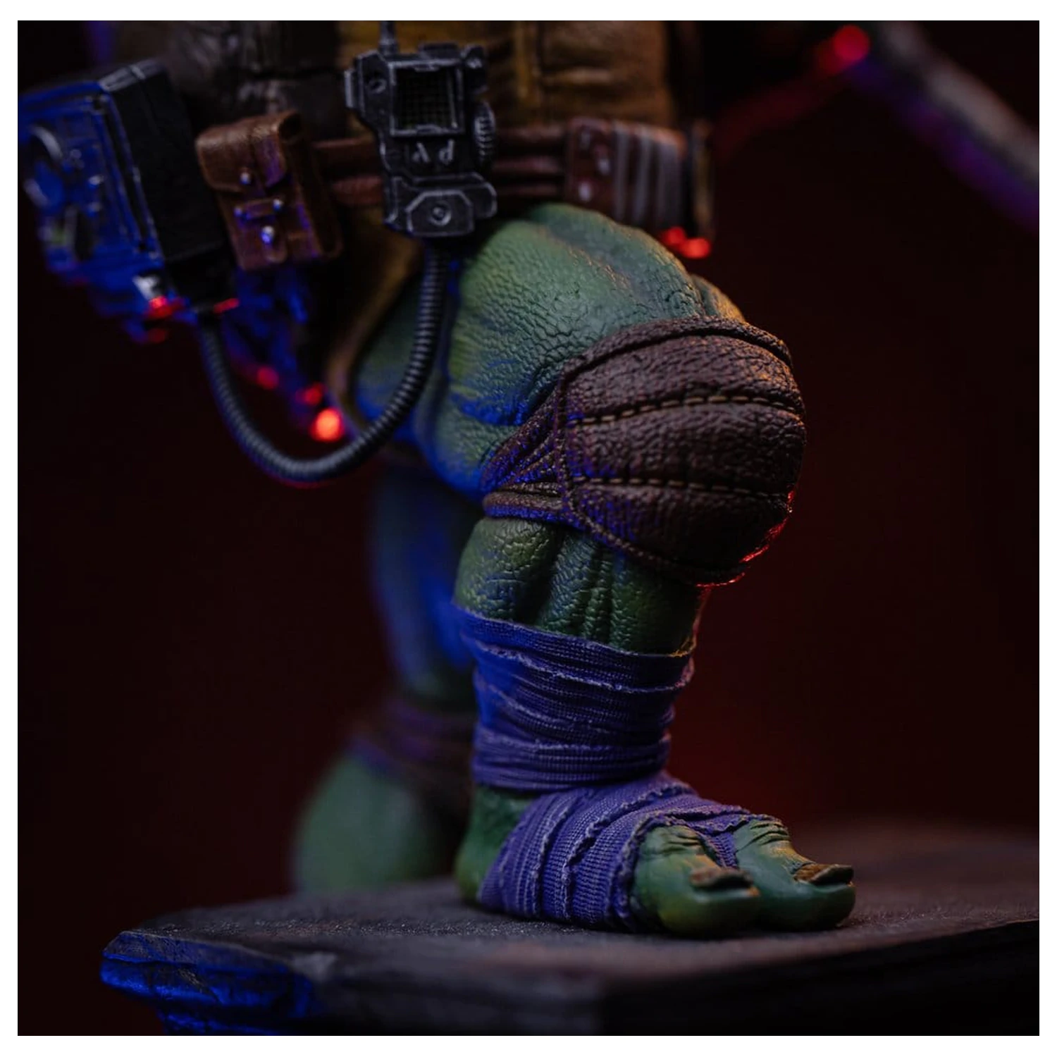 Teenage Mutant Ninja Turtles Art Scale Kip 1/10 Donatello Unleashed 32 cm fotografija izdelka