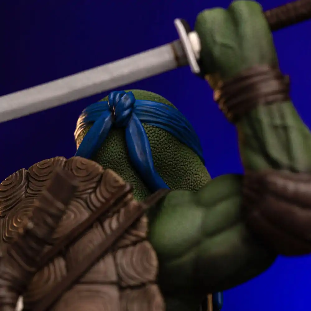 Teenage Mutant Ninja Turtles Art Scale Kip 1/10 Leonardo 21 cm fotografija izdelka