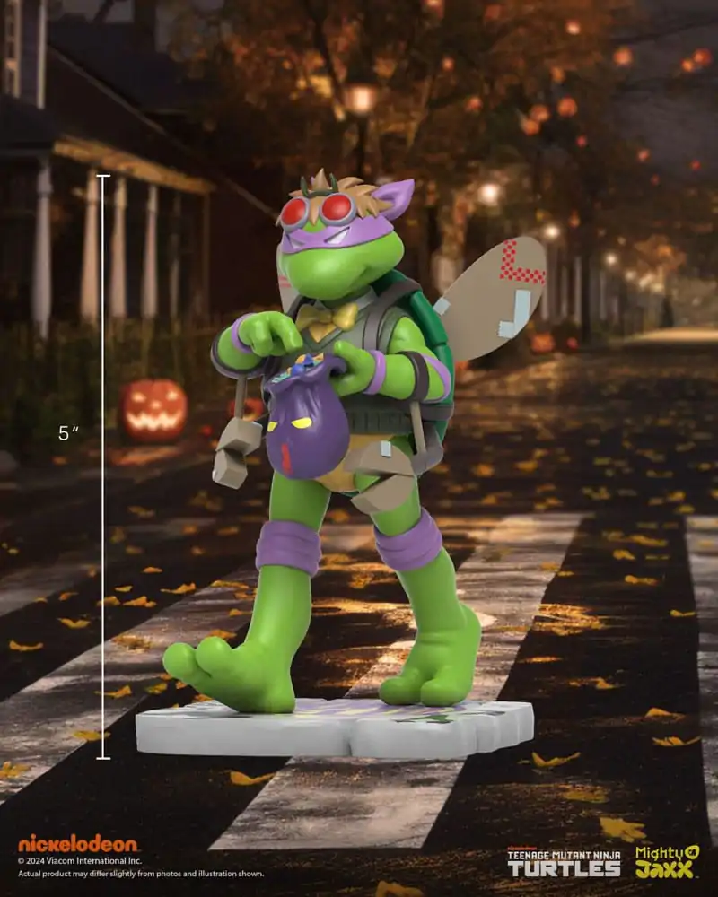 Želve Ninja Mutant Teenage Figure Remixx Donatello Cowa-BOO-nga! Edition 15 cm fotografija izdelka