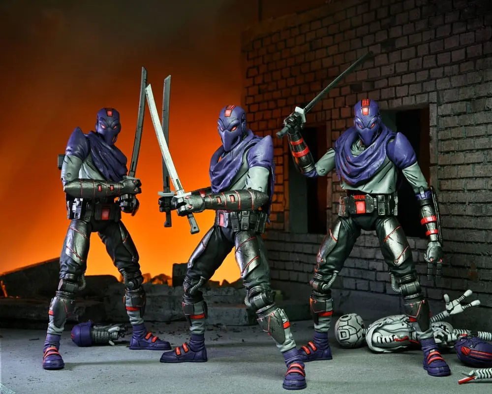 Teenage Mutant Ninja Turtles: The Last Ronin Akcijska figura Ultimate Foot Bot 18 cm fotografija izdelka