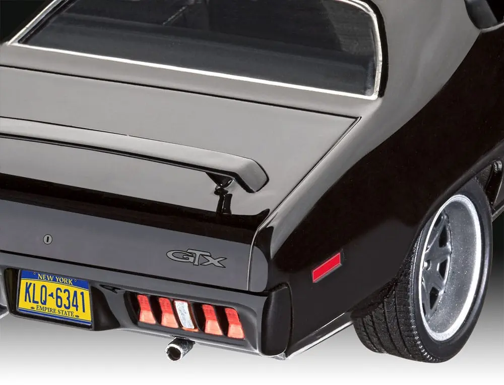 The Fast & Furious komplet modela z osnovnimi dodatki Dominicov 1971 Plymouth GTX fotografija izdelka