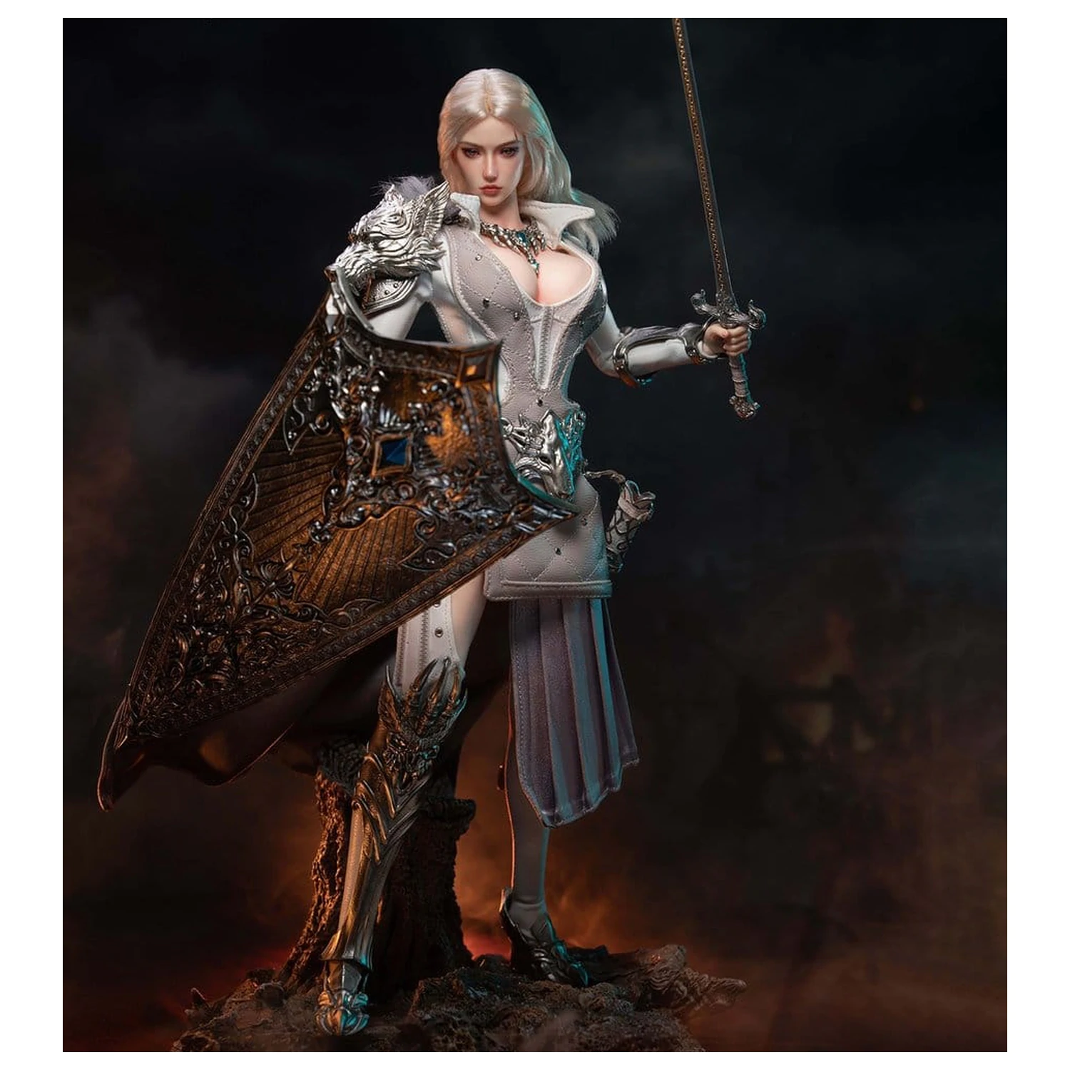 The Girl Under Wolf's Ward Action Figura 1/6 Alina (Silver) 30 cm fotografija izdelka