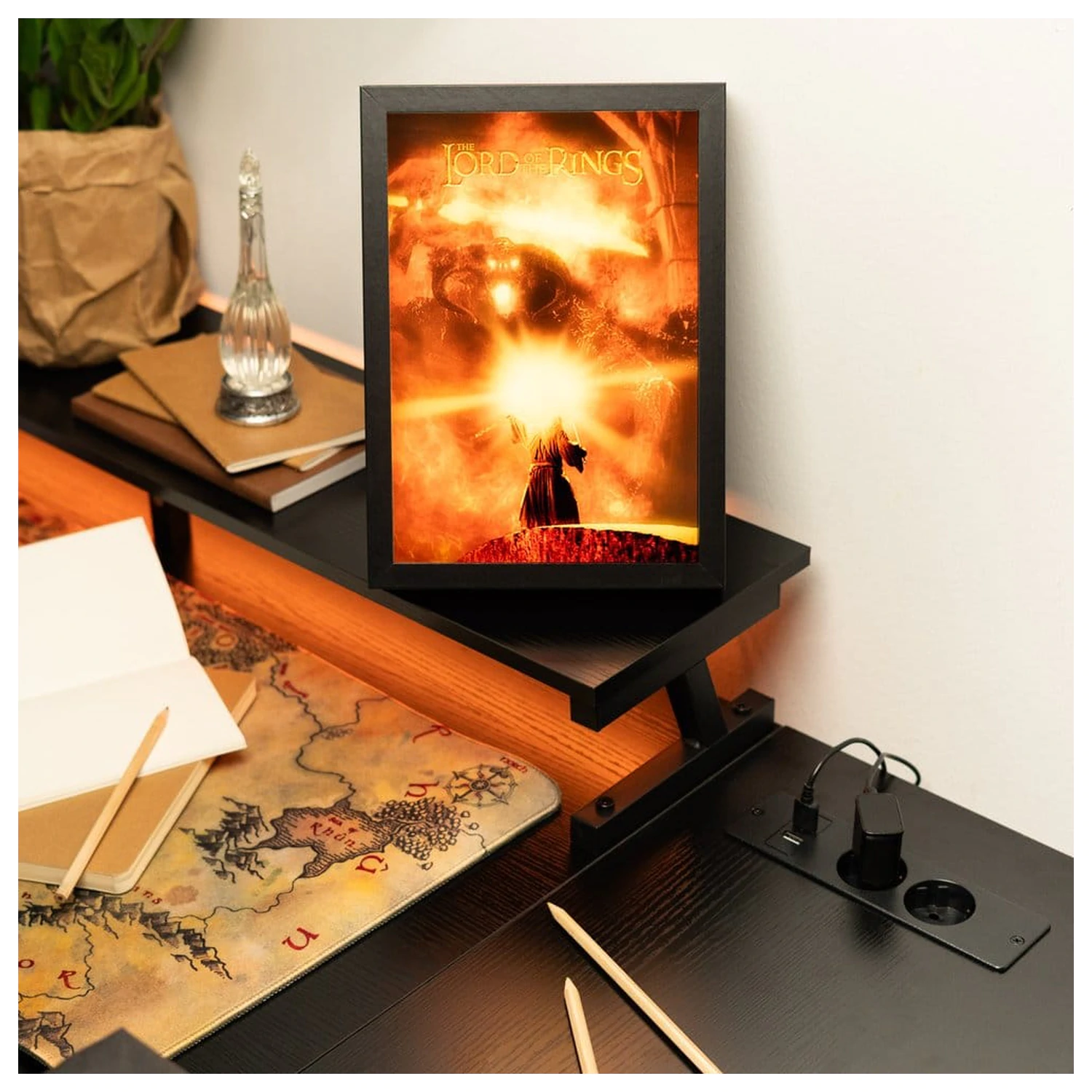 The Lord of the Rings uokvirjena LED plošča 28 x 20 cm fotografija izdelka
