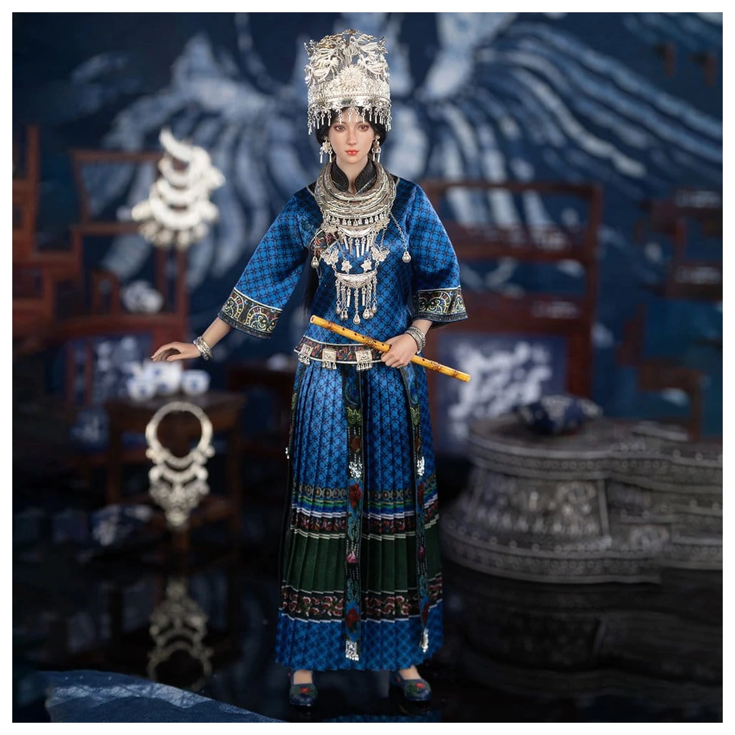 The Miao of China's 56 Ethnic Groups Figura 1/6 modra 30 cm fotografija izdelka