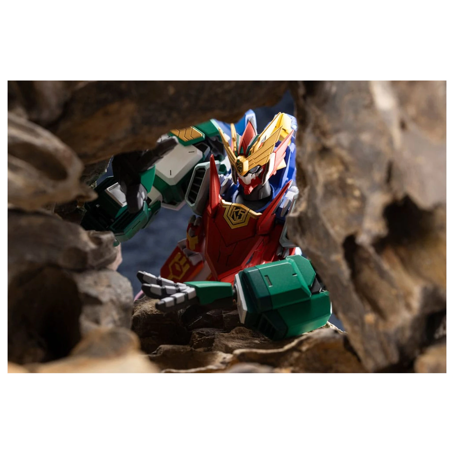 The Red Ranger Becomes an Adventurer in Another World Plastic Model Komplet Maximum Kizuna Kaiser 17 cm fotografija izdelka