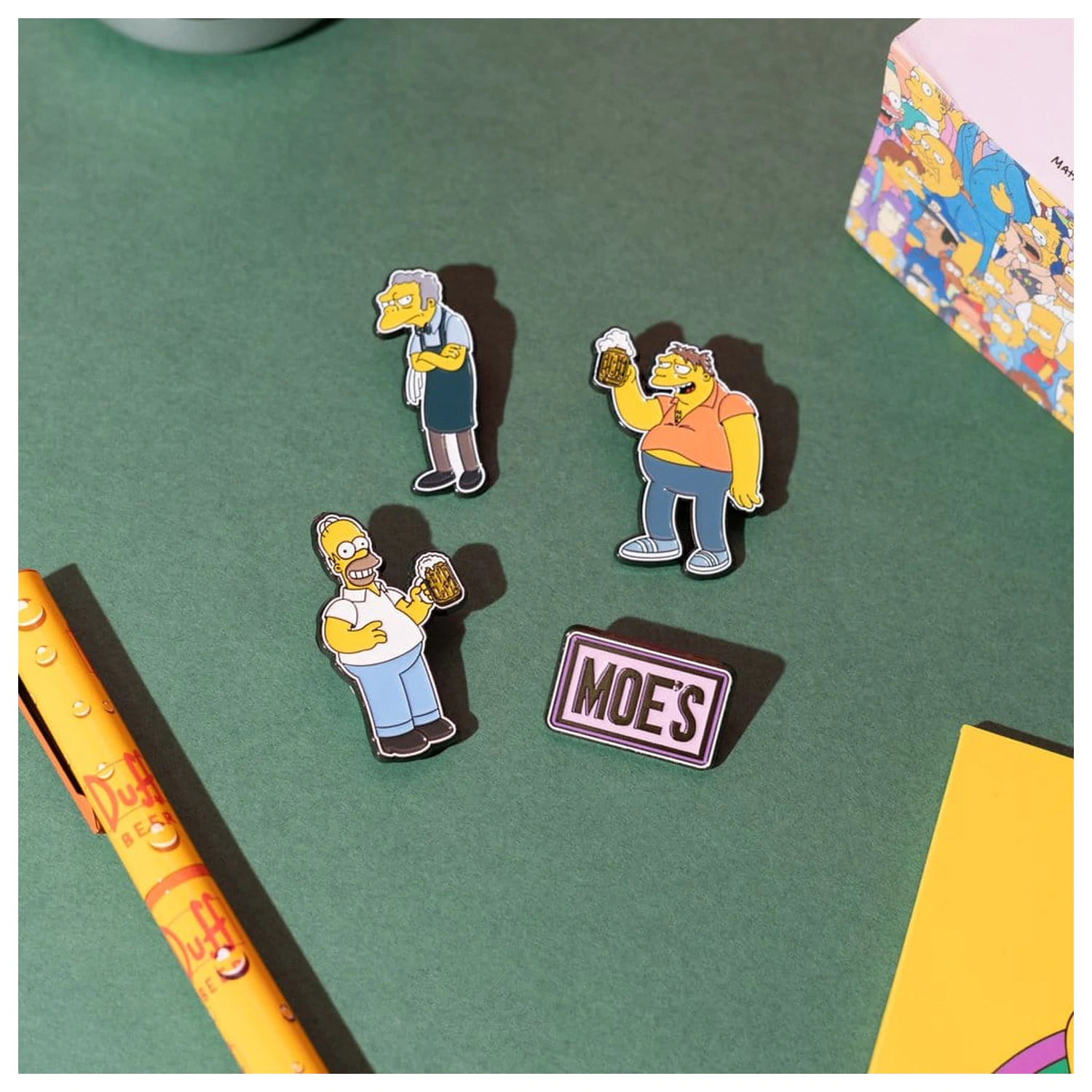 The Simpsons Pin Značke Komplet 4 Moe's Tavern fotografija izdelka