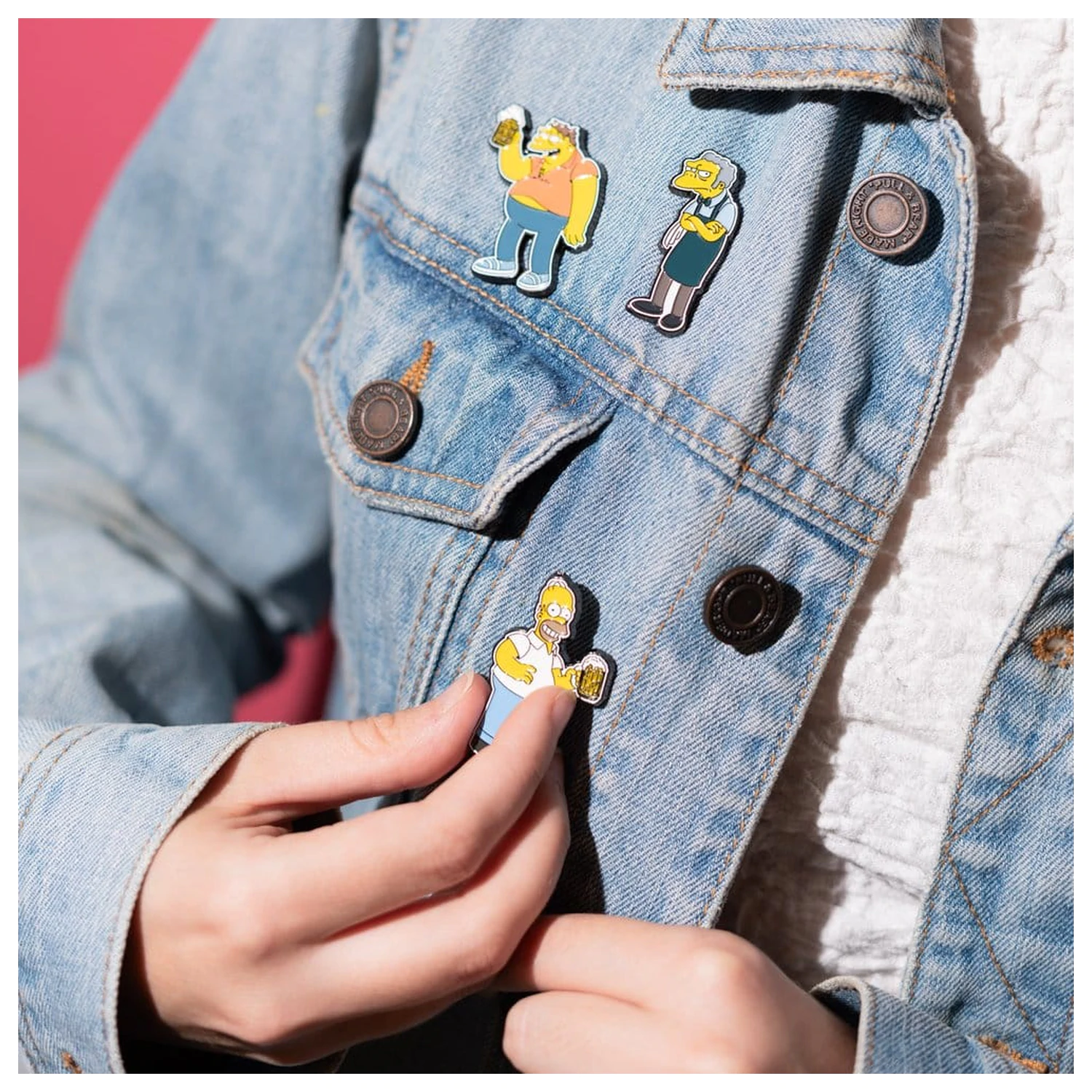 The Simpsons Pin Značke Komplet 4 Moe's Tavern fotografija izdelka
