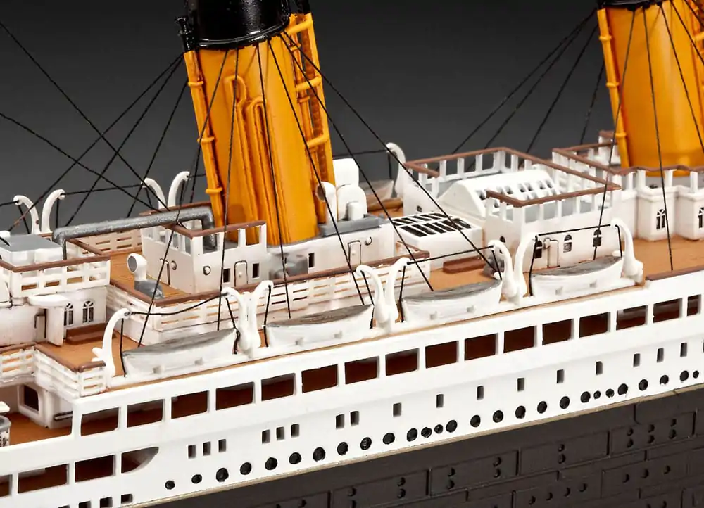 Komplet modela Titanic Darilni set 1/400 R.M.S. Titanic 100th Anniversary Edition 67 cm fotografija izdelka