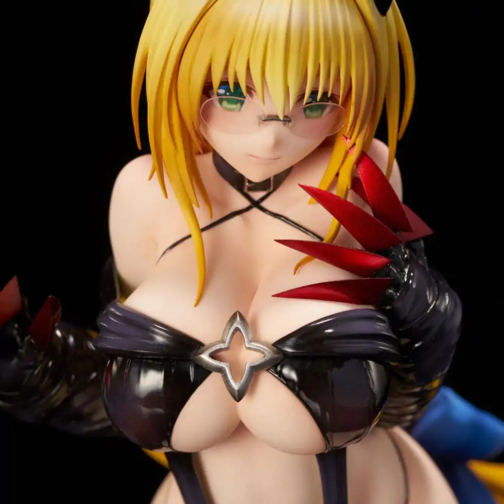 To Love-Ru Darkness PVC kip 1/6 Tearju Lunatique Darkness Ver. Renewal Package Edition 17 cm fotografija izdelka