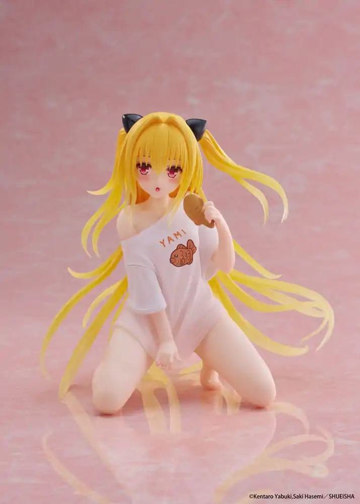 To Love-Ru Darkness PVC kip Namizna prikupna figura Golden Darkness Roomwear Ver. 13 cm fotografija izdelka
