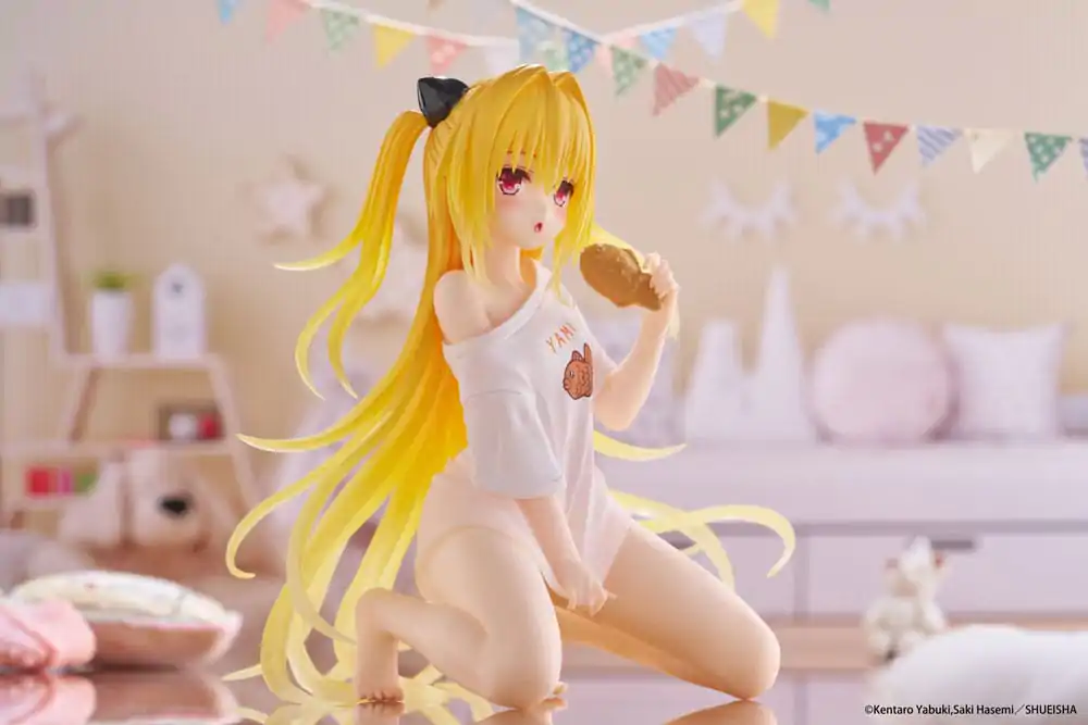 To Love-Ru Darkness PVC kip Namizna prikupna figura Golden Darkness Roomwear Ver. 13 cm fotografija izdelka