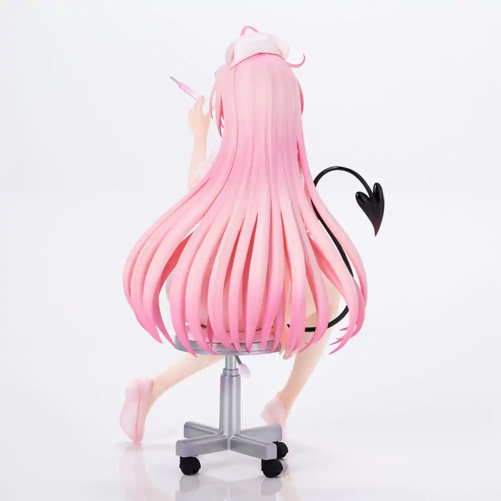 To Love-Ru Darkness Kip PVC Lara Satalin Deviluke Nurse Cos 26 cm fotografija izdelka