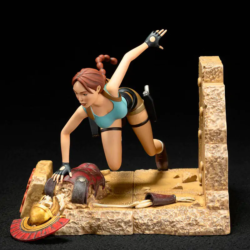 Akcijska figura Tomb Raider Lara Croft 16,5 cm fotografija izdelka