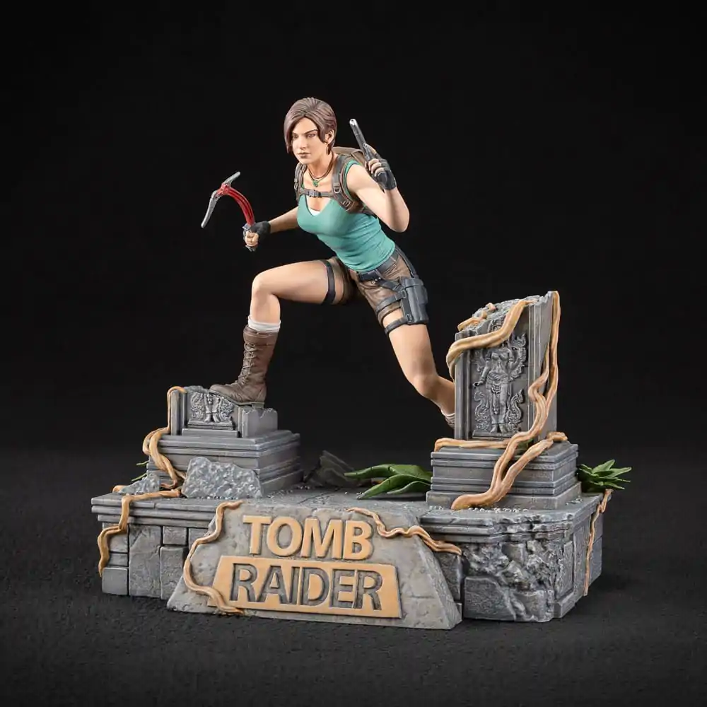 Tomb Raider PVC kip Lara Croft 24 cm fotografija izdelka