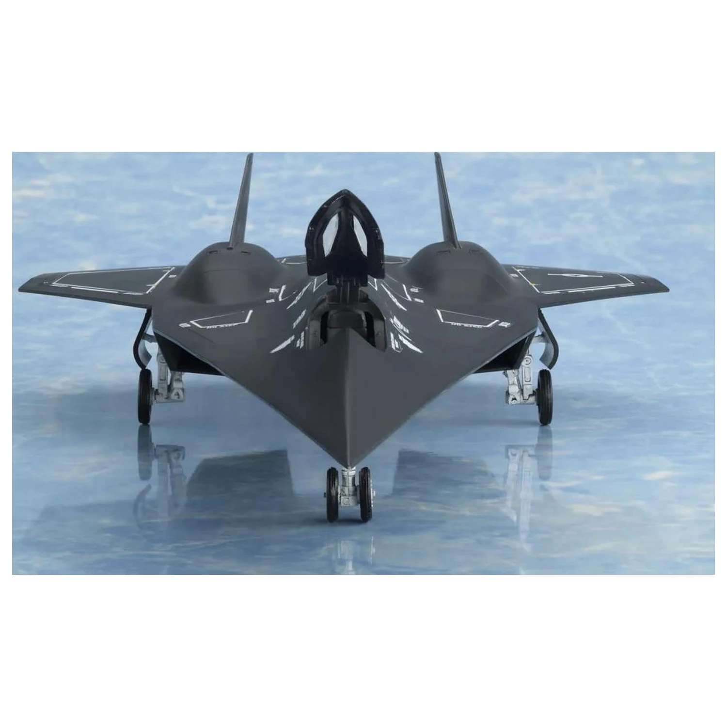 Top Gun: Maverick Darkstar maketa 1/72 29 cm fotografija izdelka