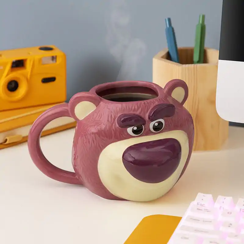 Toy Story Shaped Skodelica Lotso fotografija izdelka