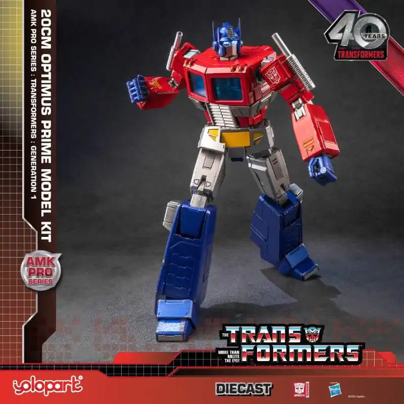 Transformers: Generation One AMK Pro Series Plastični Model Komplet Optimus Prime 20 cm fotografija izdelka