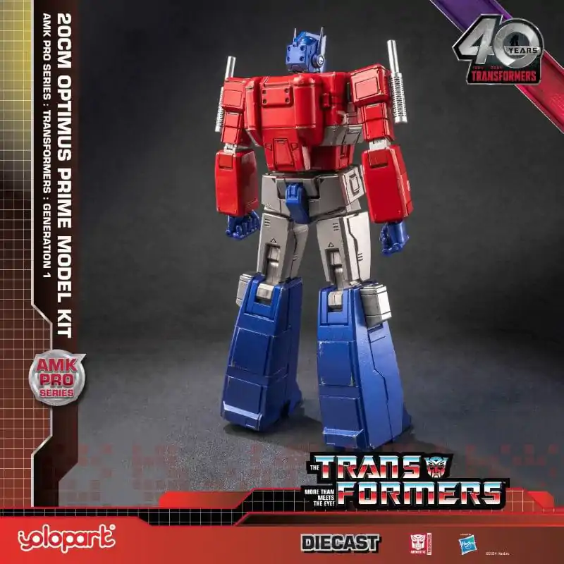 Transformers: Generation One AMK Pro Series Plastični Model Komplet Optimus Prime 20 cm fotografija izdelka