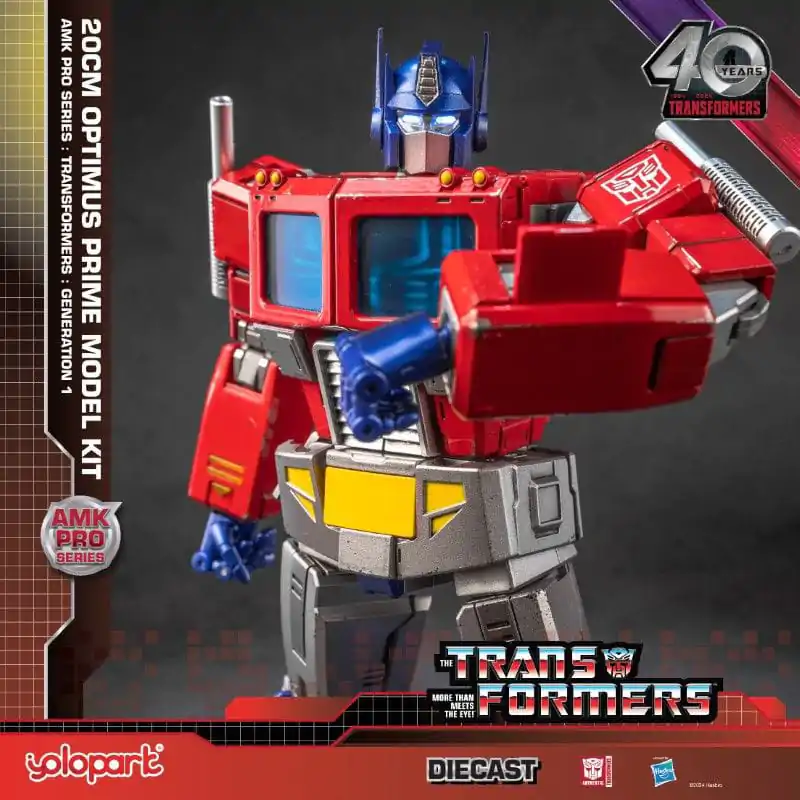 Transformers: Generation One AMK Pro Series Plastični Model Komplet Optimus Prime 20 cm fotografija izdelka