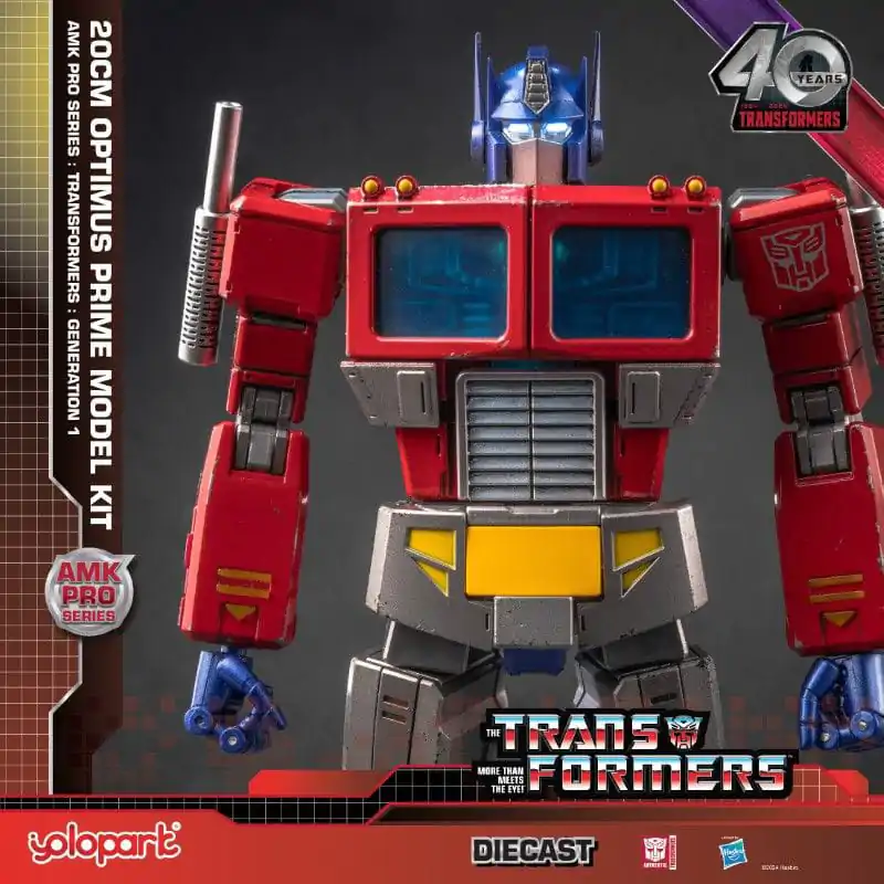 Transformers: Generation One AMK Pro Series Plastični Model Komplet Optimus Prime 20 cm fotografija izdelka