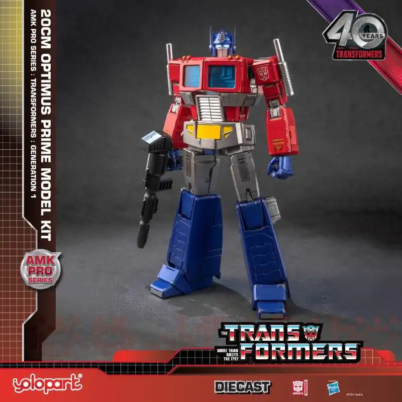 Transformers: Generation One AMK Pro Series Plastični Model Komplet Optimus Prime 20 cm fotografija izdelka