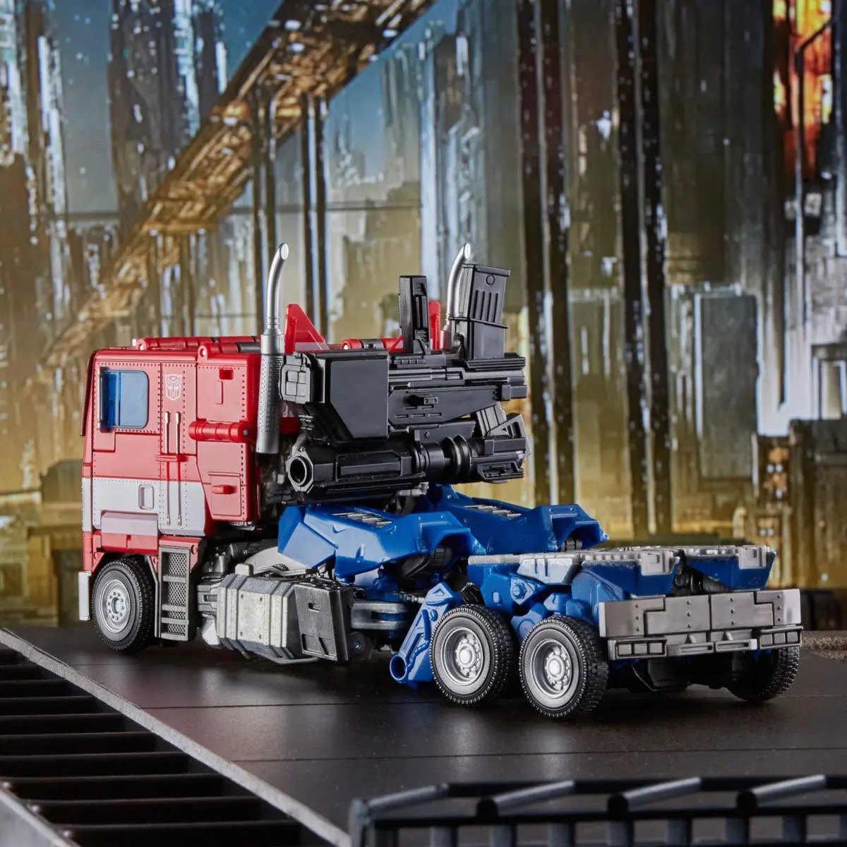 Transformers Move Masterpiece Bumblebee Optimus Prime 27 cm fotografija izdelka