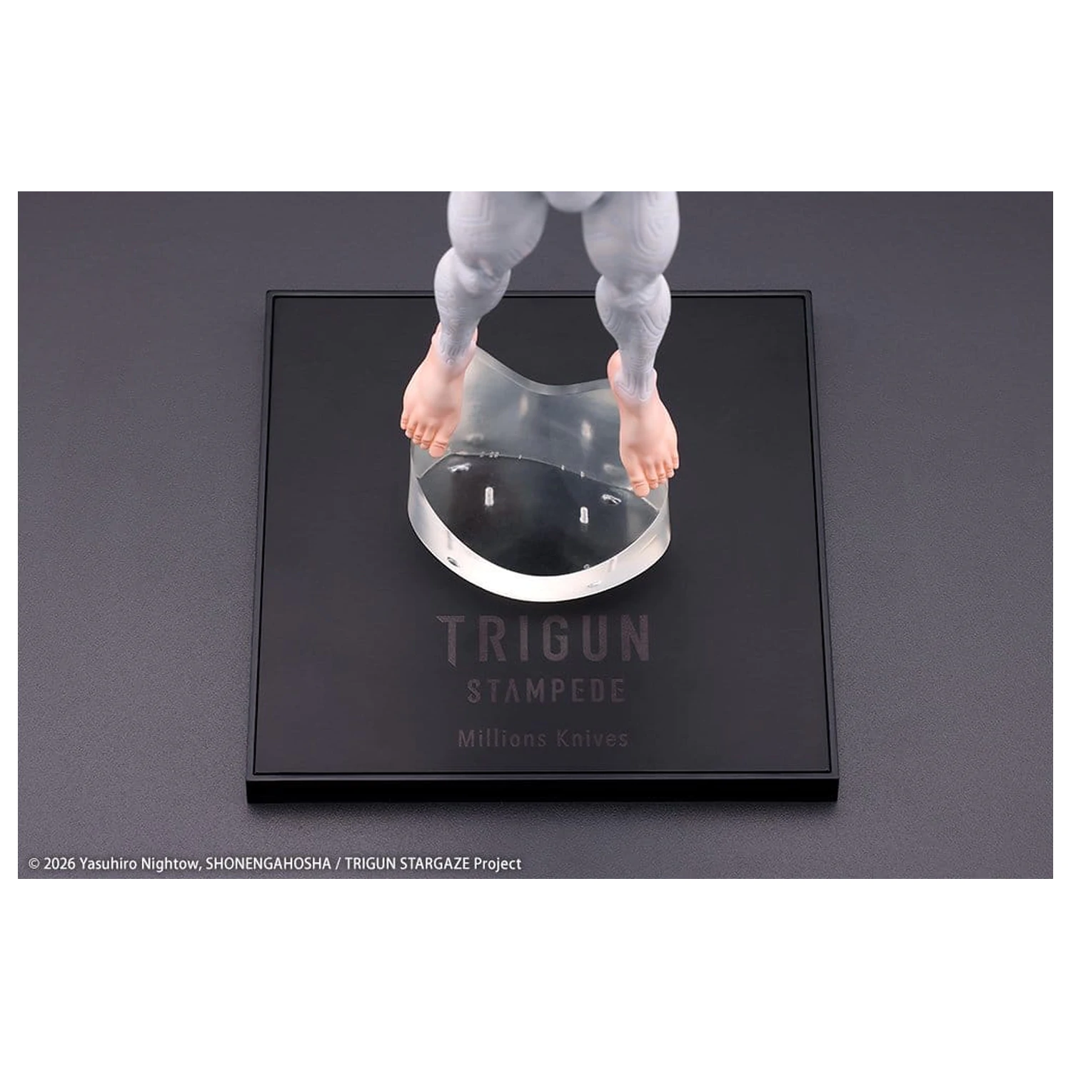 Trigun Oshi Works PVC figurica 1/8 Millions Knives 27 cm fotografija izdelka