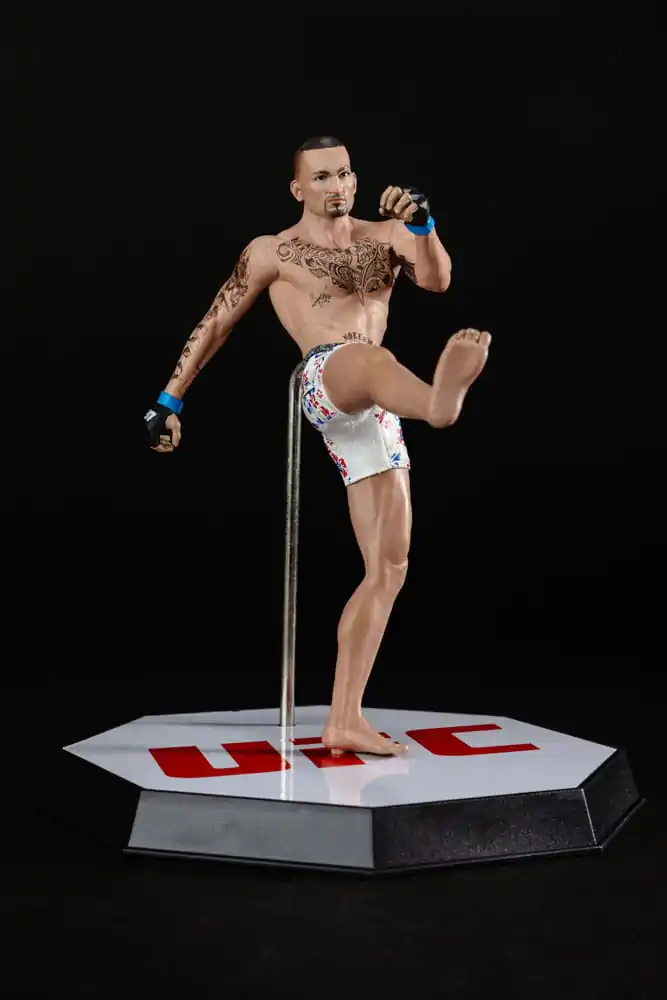 UFC Posed PVC kip Max Holloway 18 cm fotografija izdelka