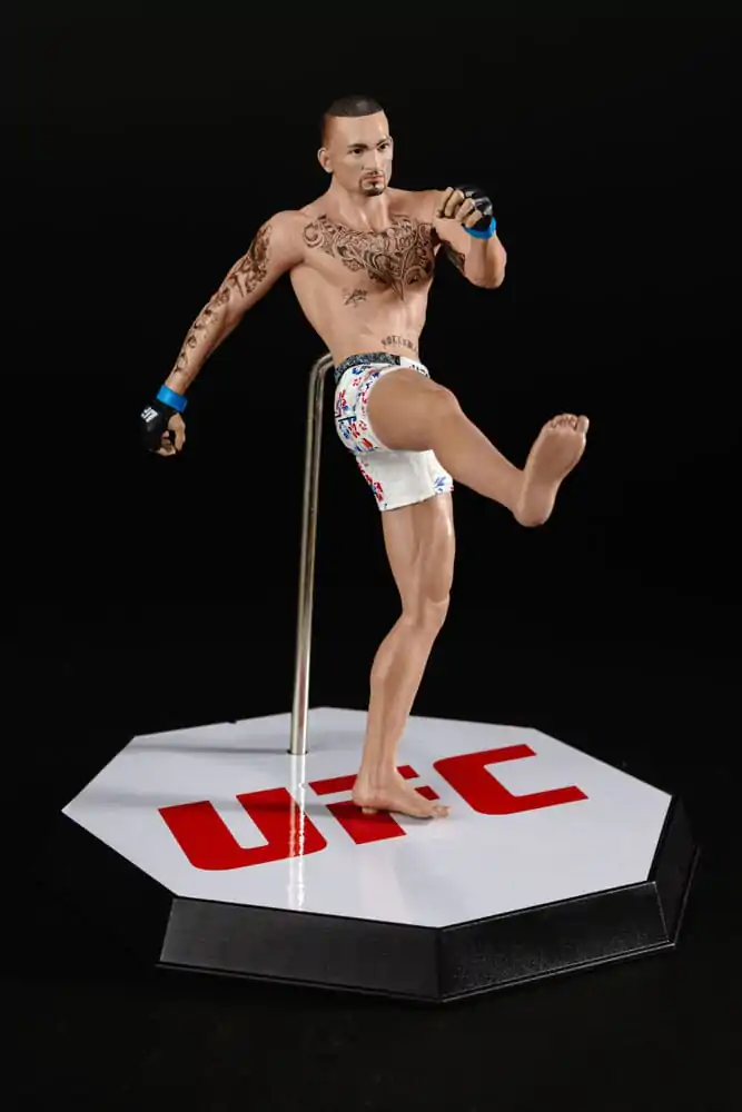 UFC Posed PVC kip Max Holloway 18 cm fotografija izdelka