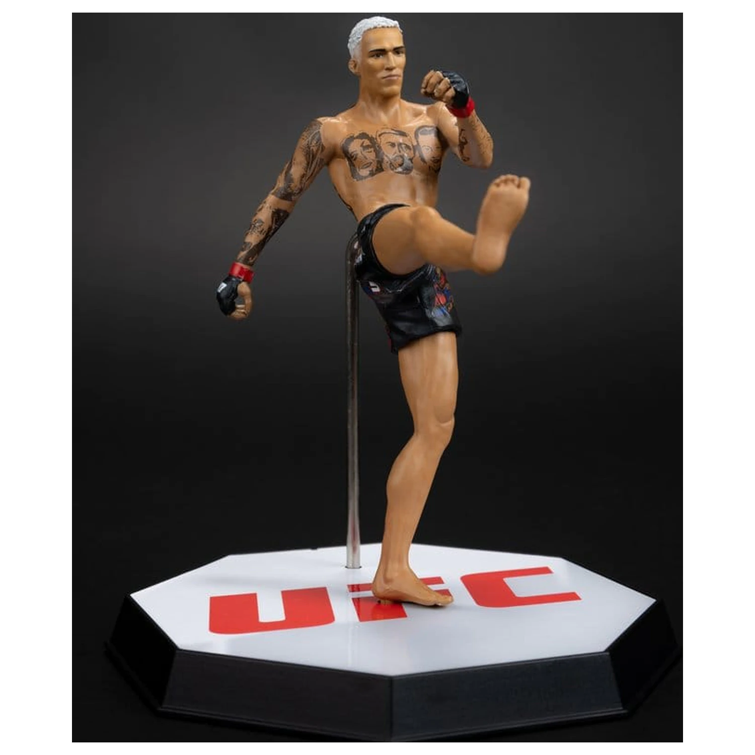 UFC Posed PVC kip Charles Oliveira 17 cm fotografija izdelka
