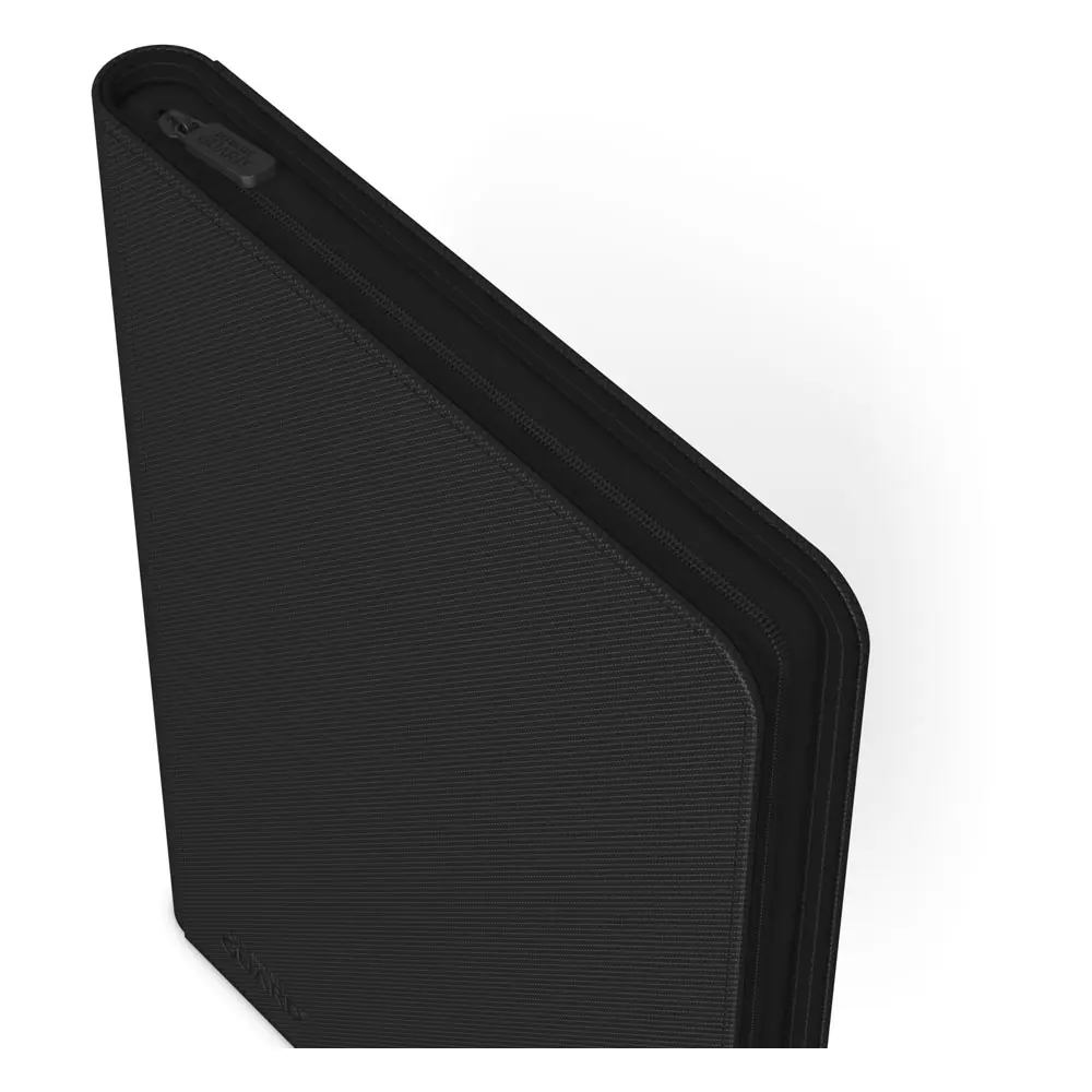 Ultimate Guard Zipfolio 360 - 18-Žepni XenoSkin Črn fotografija izdelka