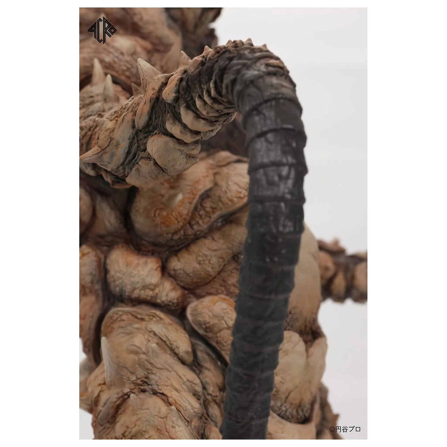 Ultraman Kaiju Remix Series vinilna figura Gudon 34 cm fotografija izdelka