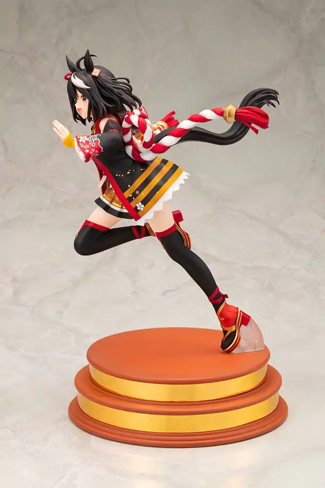 Uma Musume Pretty Derby PVC Kip 1/7 Outrunning the Encroaching Heat Kitasan Black 30 cm fotografija izdelka