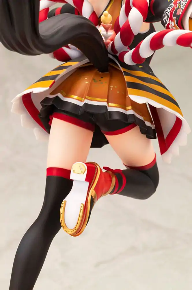 Uma Musume Pretty Derby PVC Kip 1/7 Outrunning the Encroaching Heat Kitasan Black 30 cm fotografija izdelka