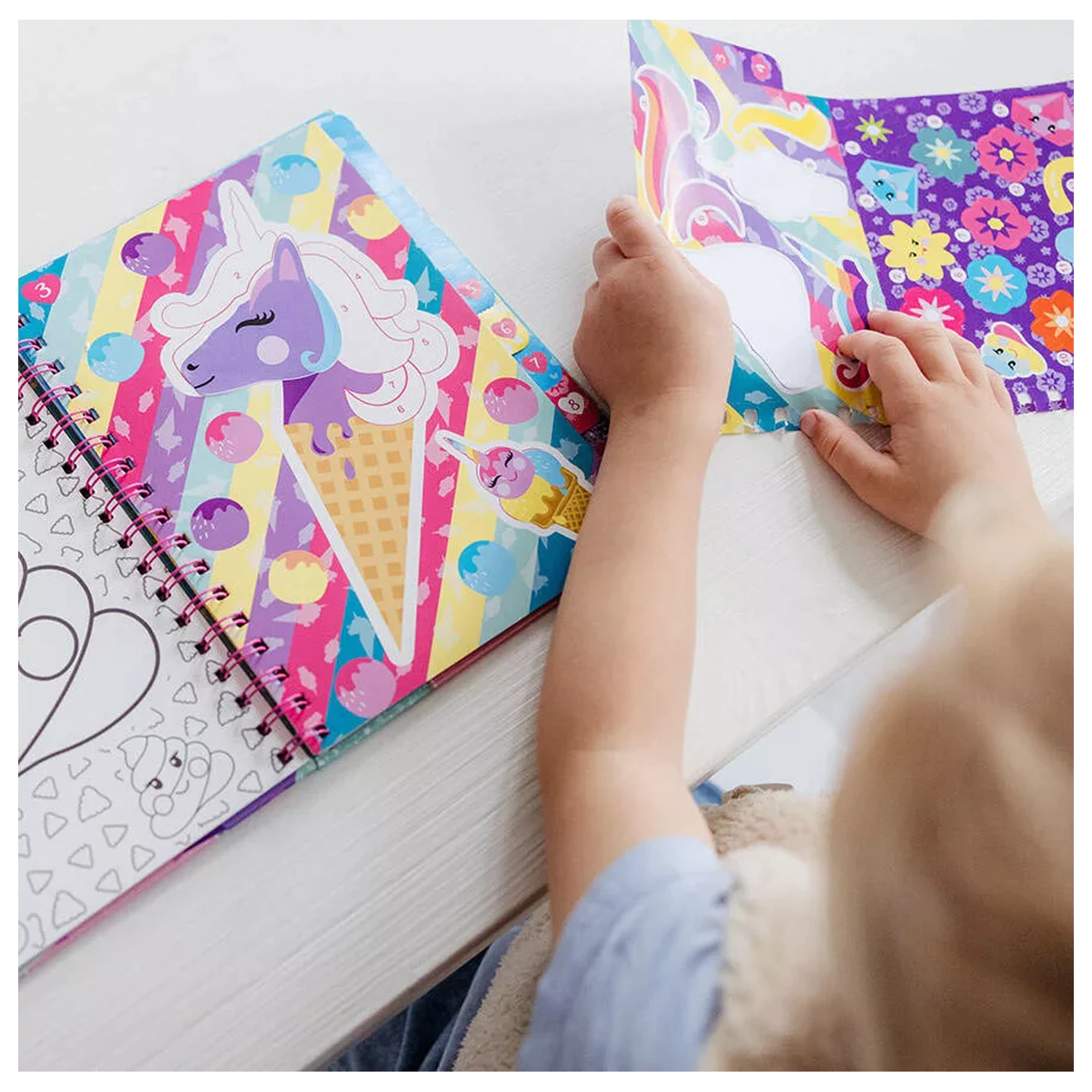 Unicorn Totem Nalepka Kreativni Set fotografija izdelka