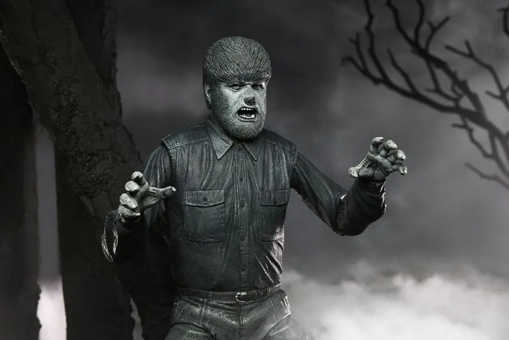 Universal Monsters Akcijska figura Ultimate The Wolf Man (Black & White) 18 cm fotografija izdelka