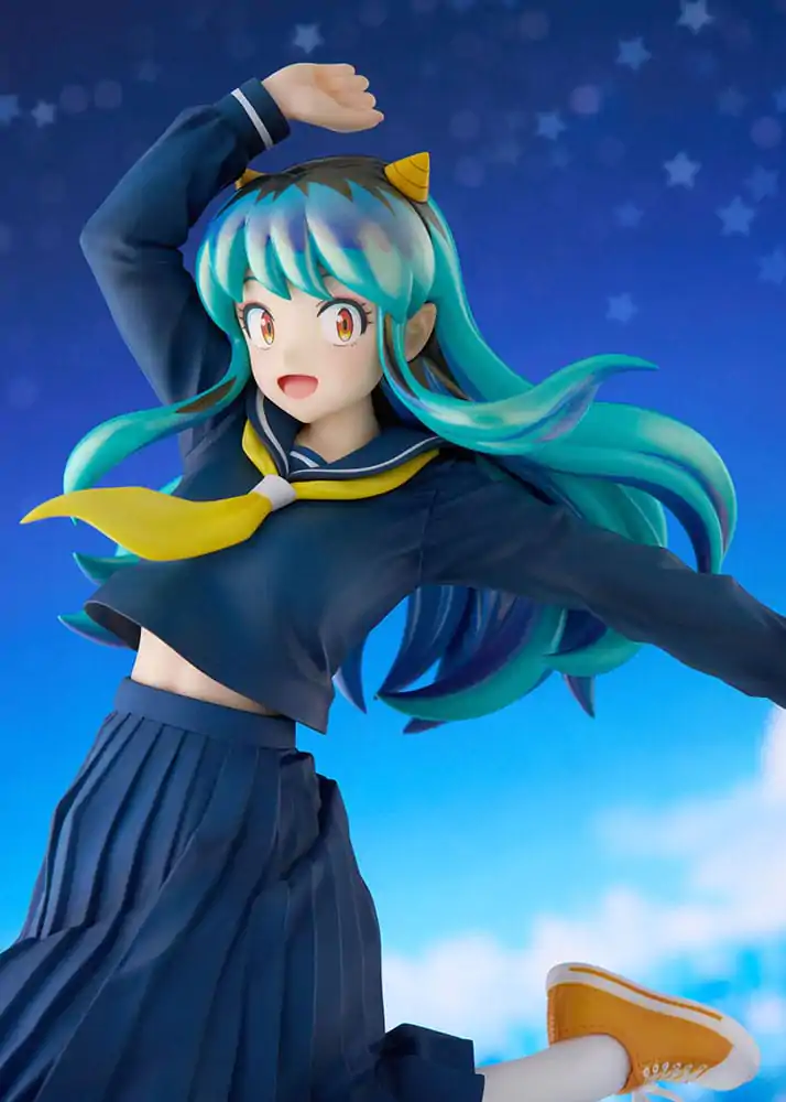 Urusei Yatsura Kip PVC 1/7 Lum Uniform Ver. 28 cm fotografija izdelka