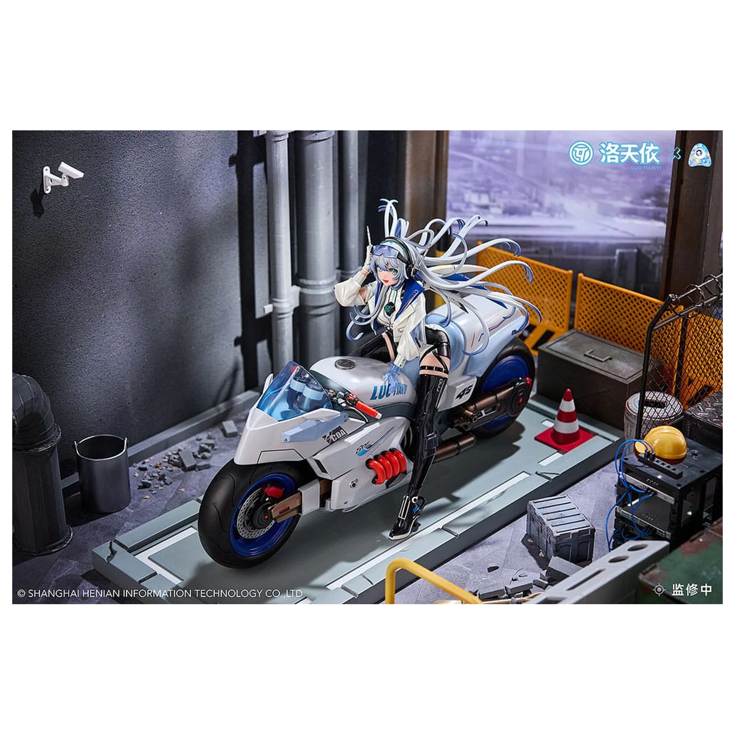 Vsinger PVC kip 1/7 Vsinger Luo Tianyi Retro-Future Storm Driver Ver. 23 cm fotografija izdelka