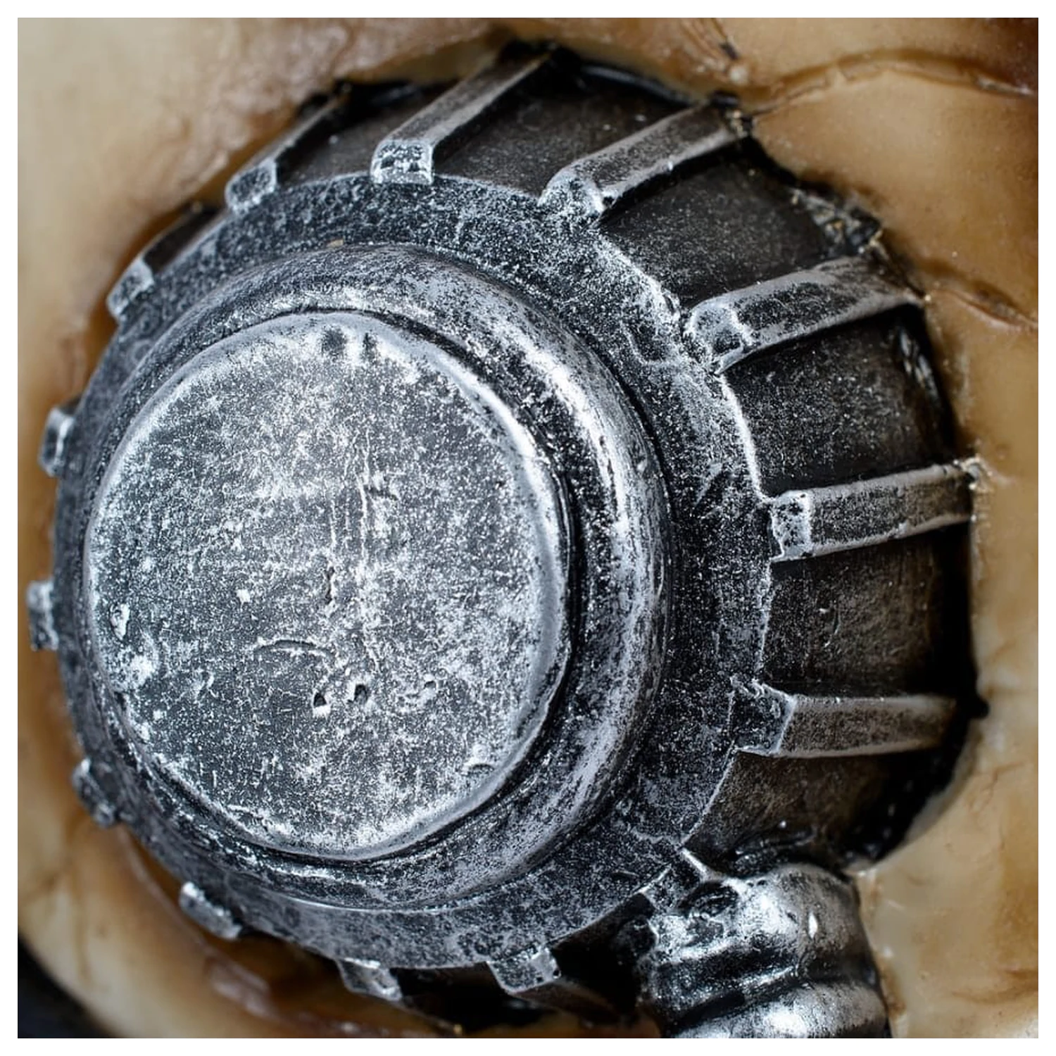 Warhammer 40,000 skodelica Servo Skull fotografija izdelka