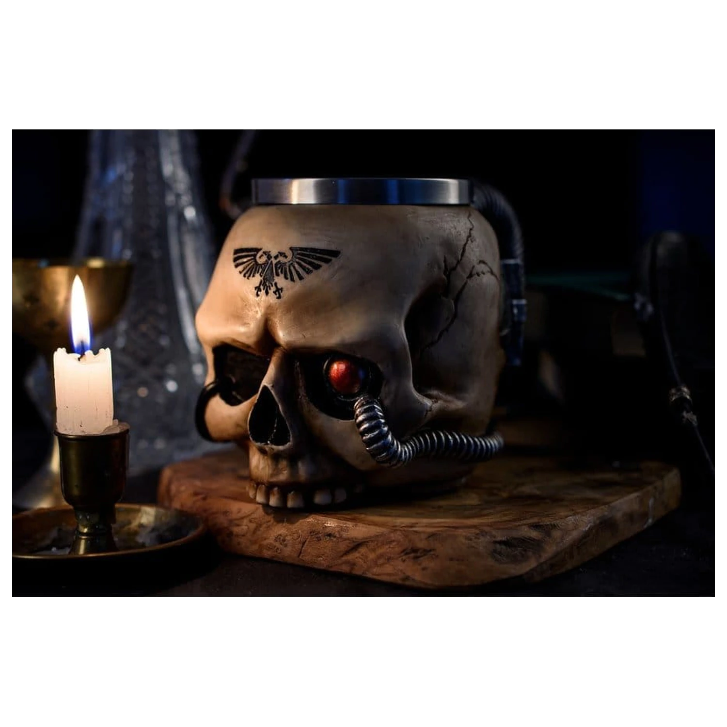 Warhammer 40,000 skodelica Servo Skull fotografija izdelka