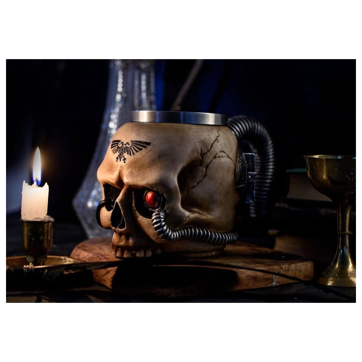 Warhammer 40,000 skodelica Servo Skull fotografija izdelka